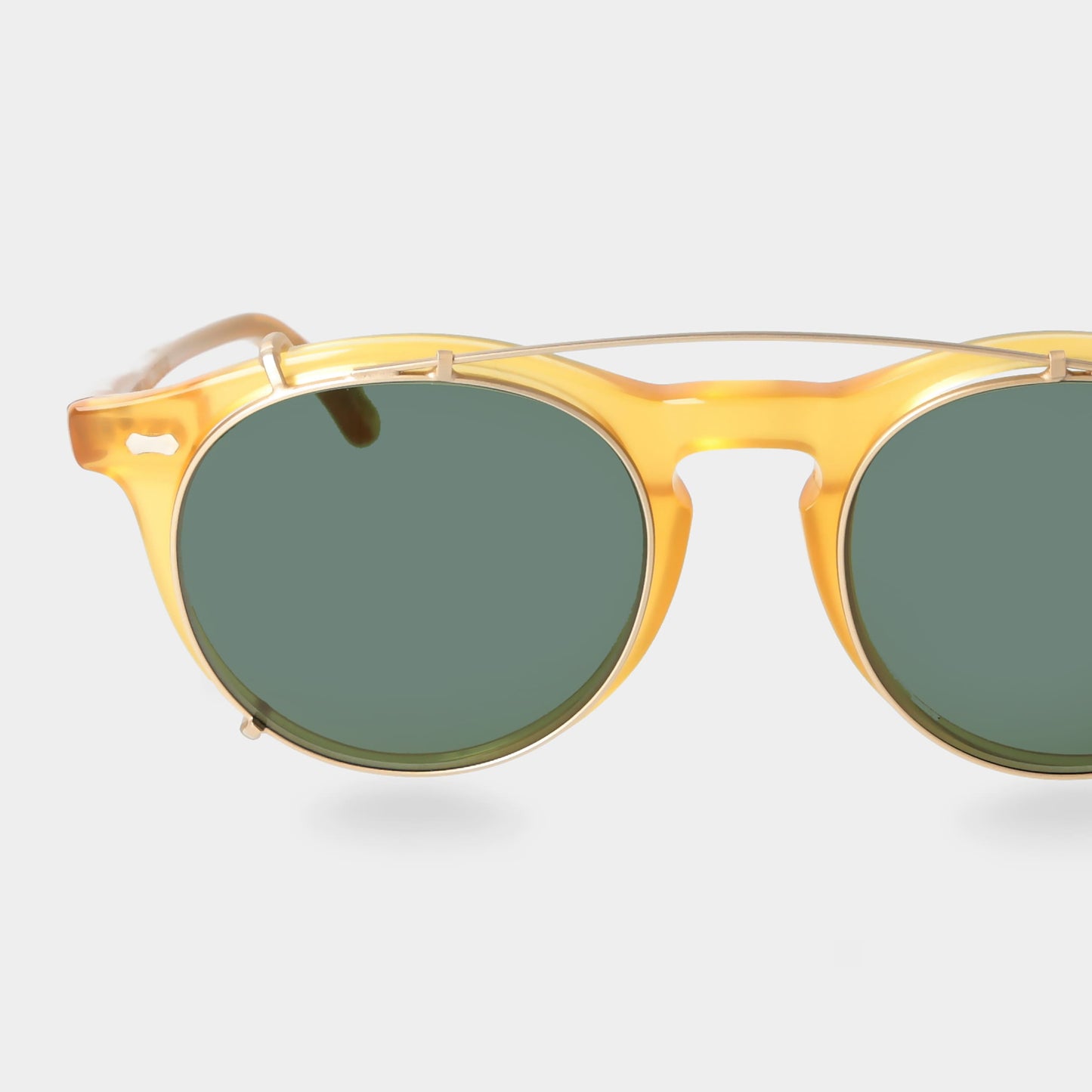 TBD Eyewear Pleat Honey / Bottle Green