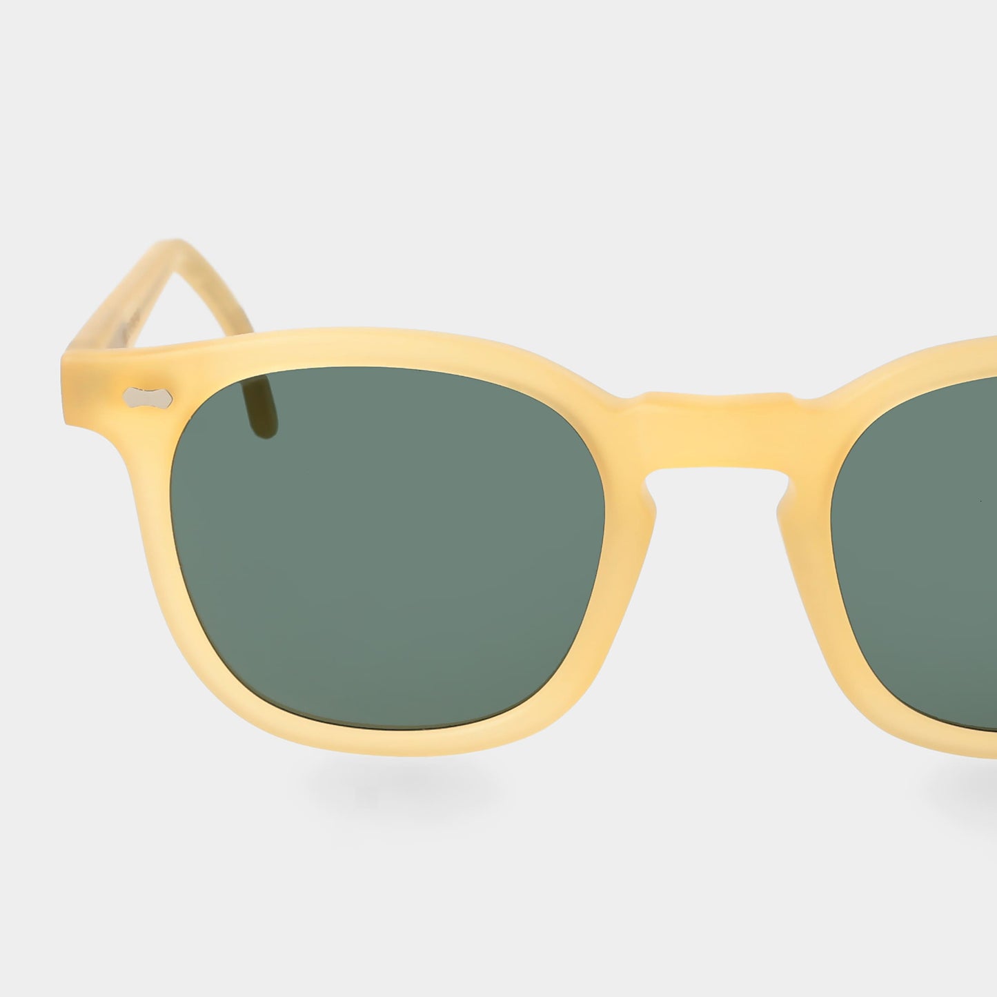 TBD Eyewear Twill Matte Champagne / Bottle Green