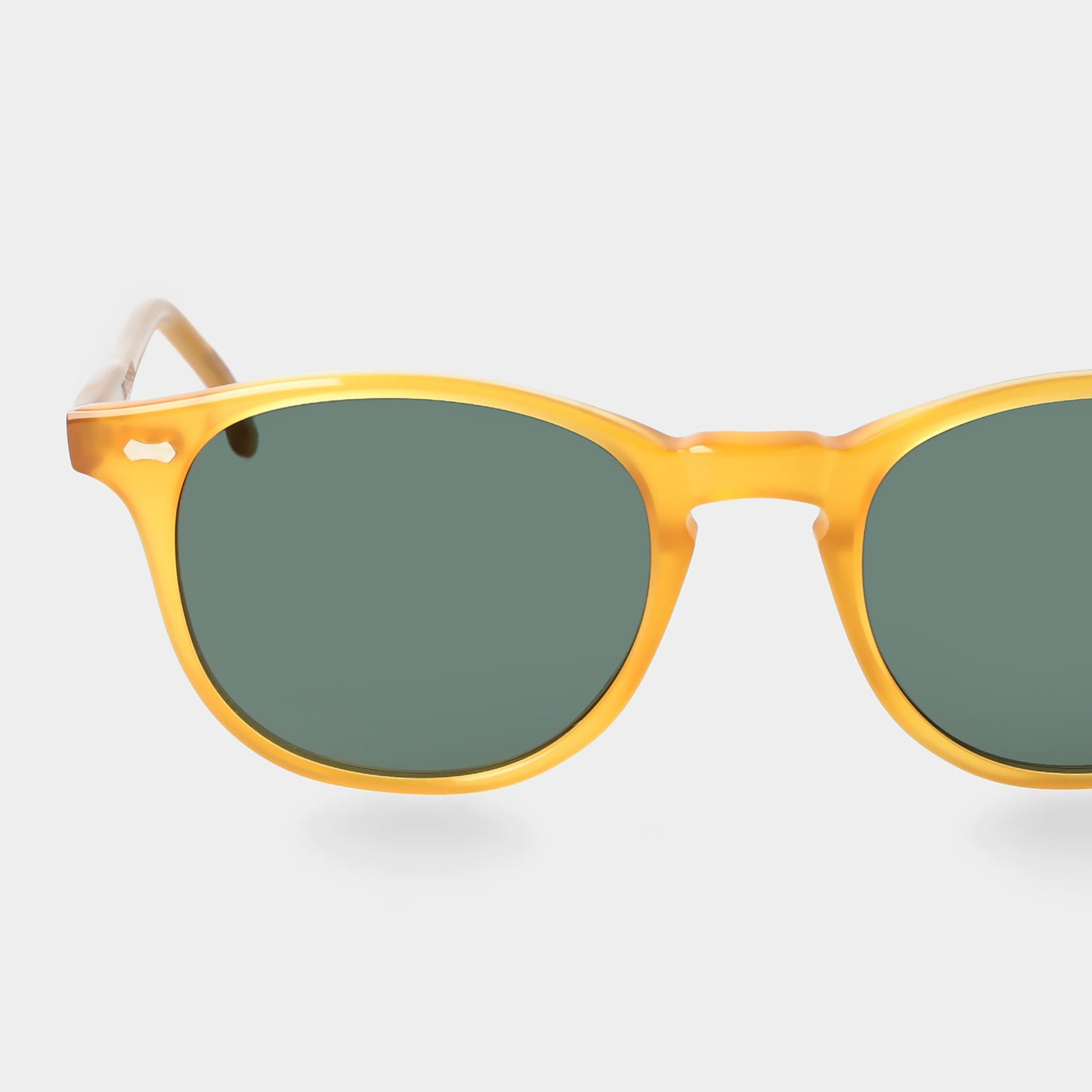 TBD Eyewear Shetland Honey // Bottle Green